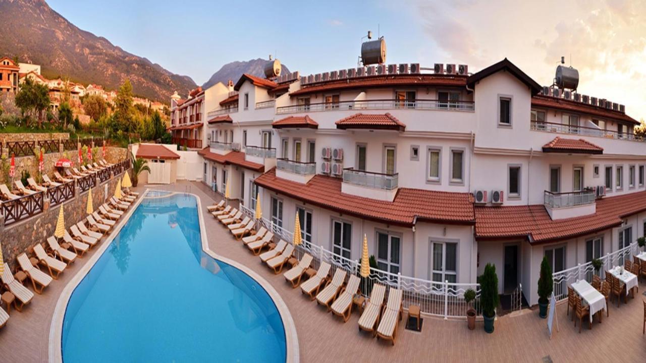 Konfor Suite Otel Cedit Exteriör bild