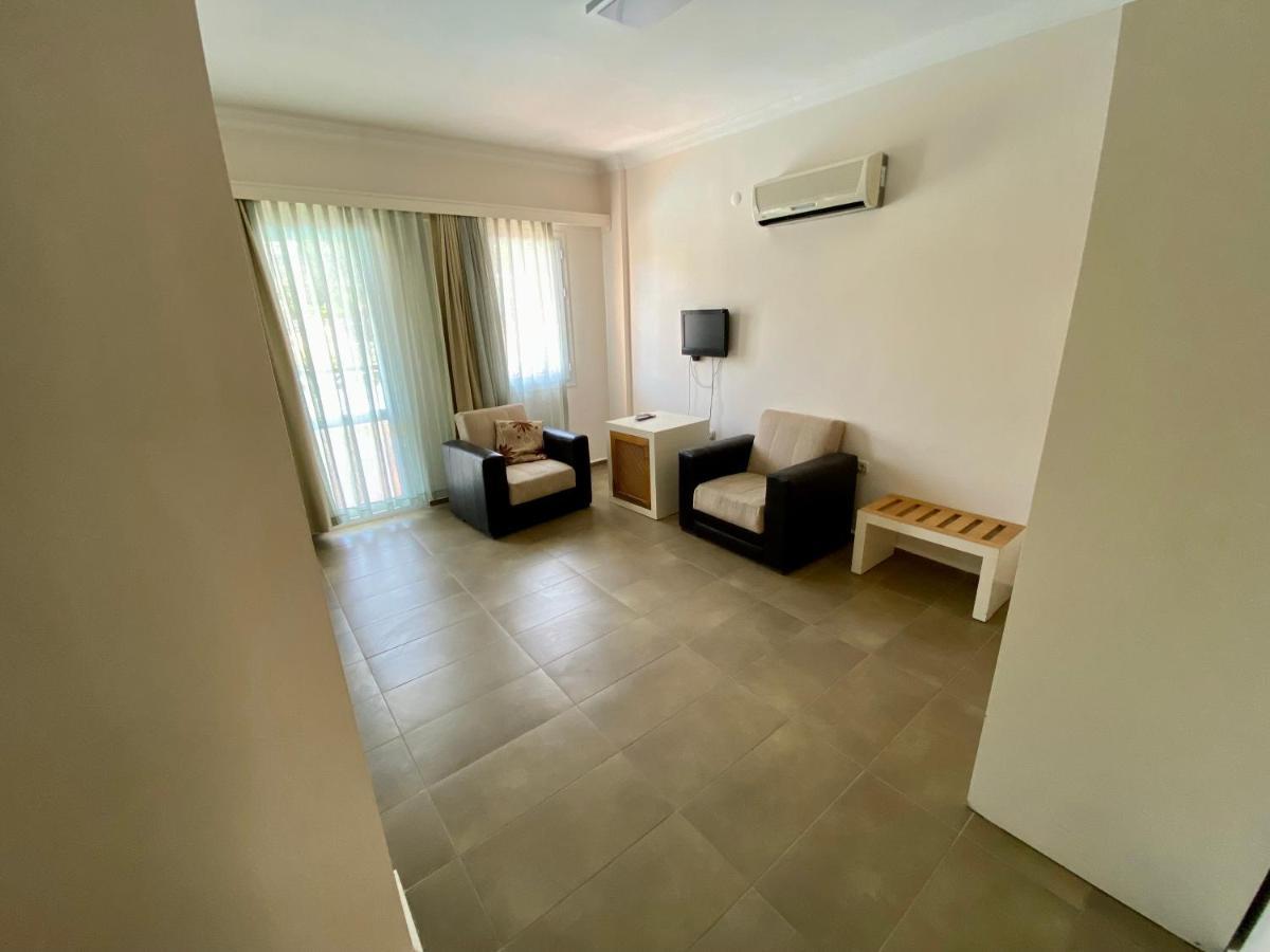 Konfor Suite Otel Cedit Exteriör bild