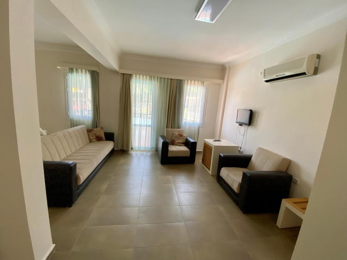 Konfor Suite Otel Cedit Exteriör bild