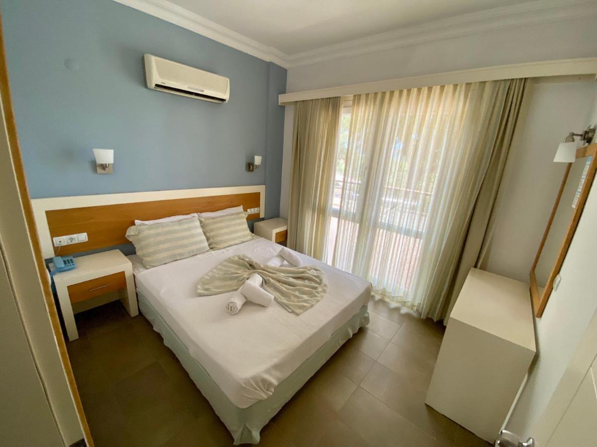 Konfor Suite Otel Cedit Exteriör bild